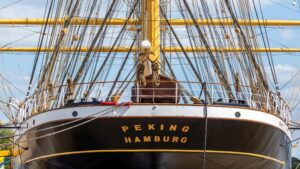 Legendarny żaglowiec „Peking” po 88 latach powrócił do Hamburga