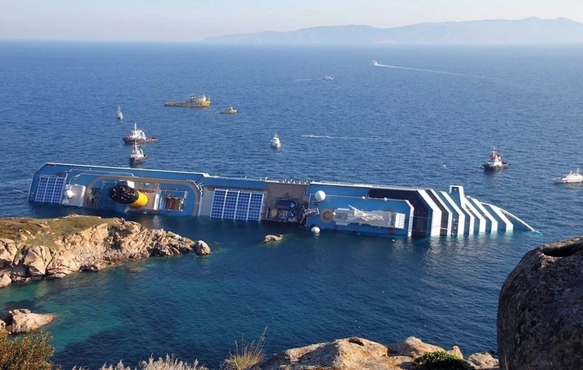 Mija 10 rocznica katastrofy wycieczkowca Costa Concordia u wybrzeży włoskiej wyspy Giglio w Toskanii.